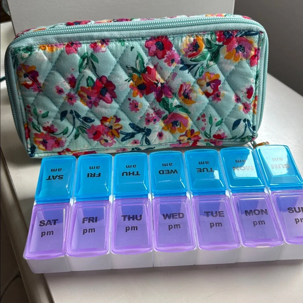 7-Day Weekly AM/PM Pill Organizer in Watercolor Quilted Zipper Case